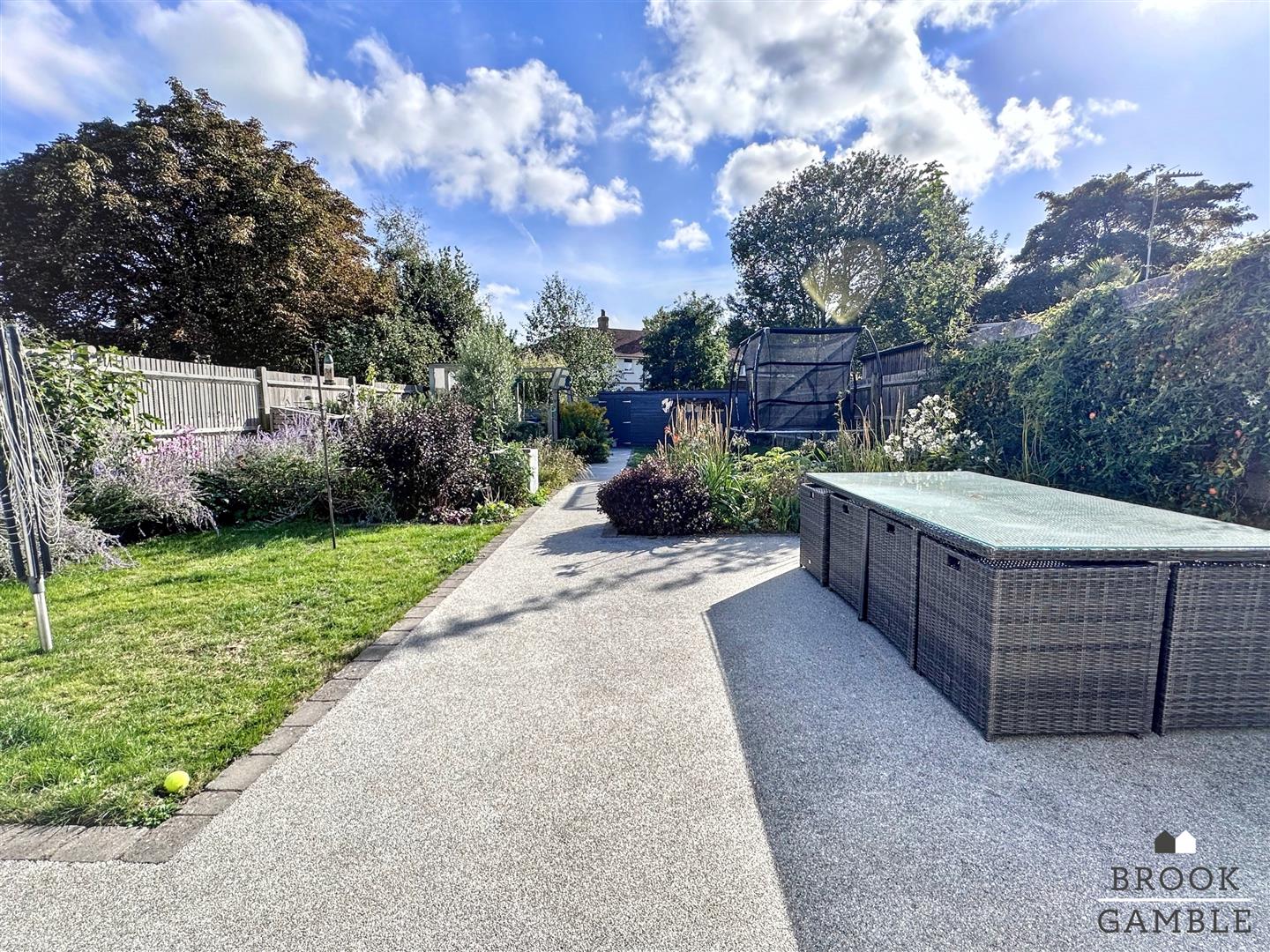 4 Bedroom House - Semi-Detached. North Avenue in Eastbourne,  24